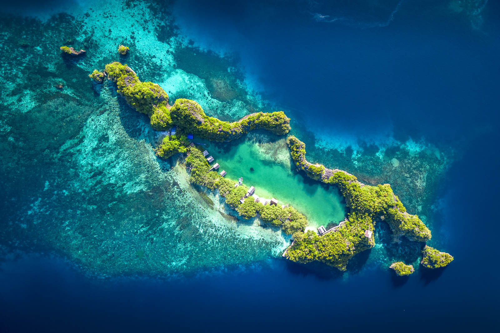 Hidden Beaches & Islands